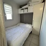 3/4 Couchages Avec Balcon Et Parking à - Fr-1-224c-293 Appartement *