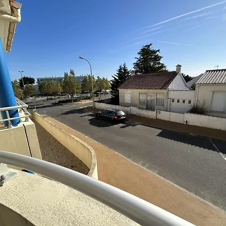 Studio Cabine 3/4 Couchages Avec Balcon Et Parking A Saint-Hilaire-De-Riez - Fr-1-224C-293 * Saint-Hilaire-de-Riez