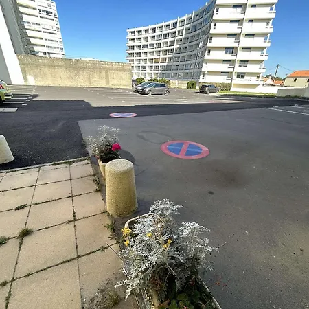 Studio Cabine 3/4 Couchages Avec Balcon Et Parking A Saint-Hilaire-De-Riez - Fr-1-224C-293 * Saint-Hilaire-de-Riez